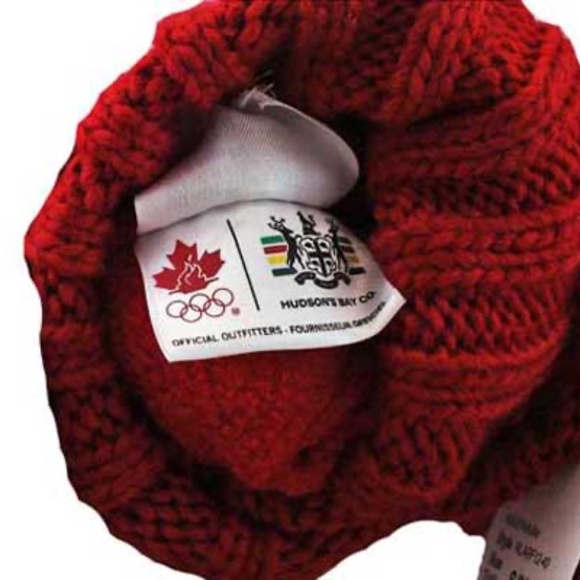 OLYMPICS 2012 MITTENS, RED MAPLE LEAF, YOUTH ONE SIZE, AUTHENTIC HOLOGRAM & - Picture 3 of 7